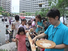 流しそうめん